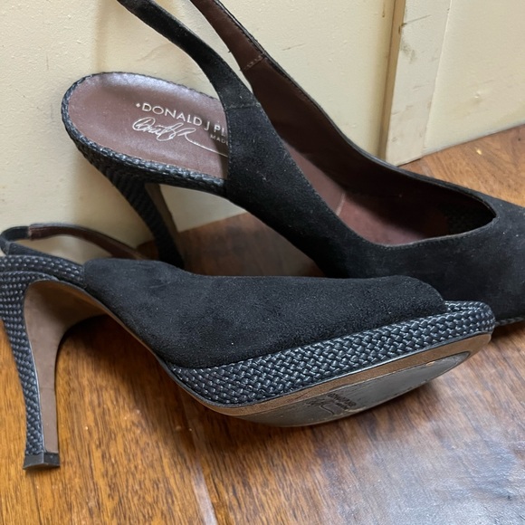 Donald J.Pliner size 10 slings - Picture 3 of 5